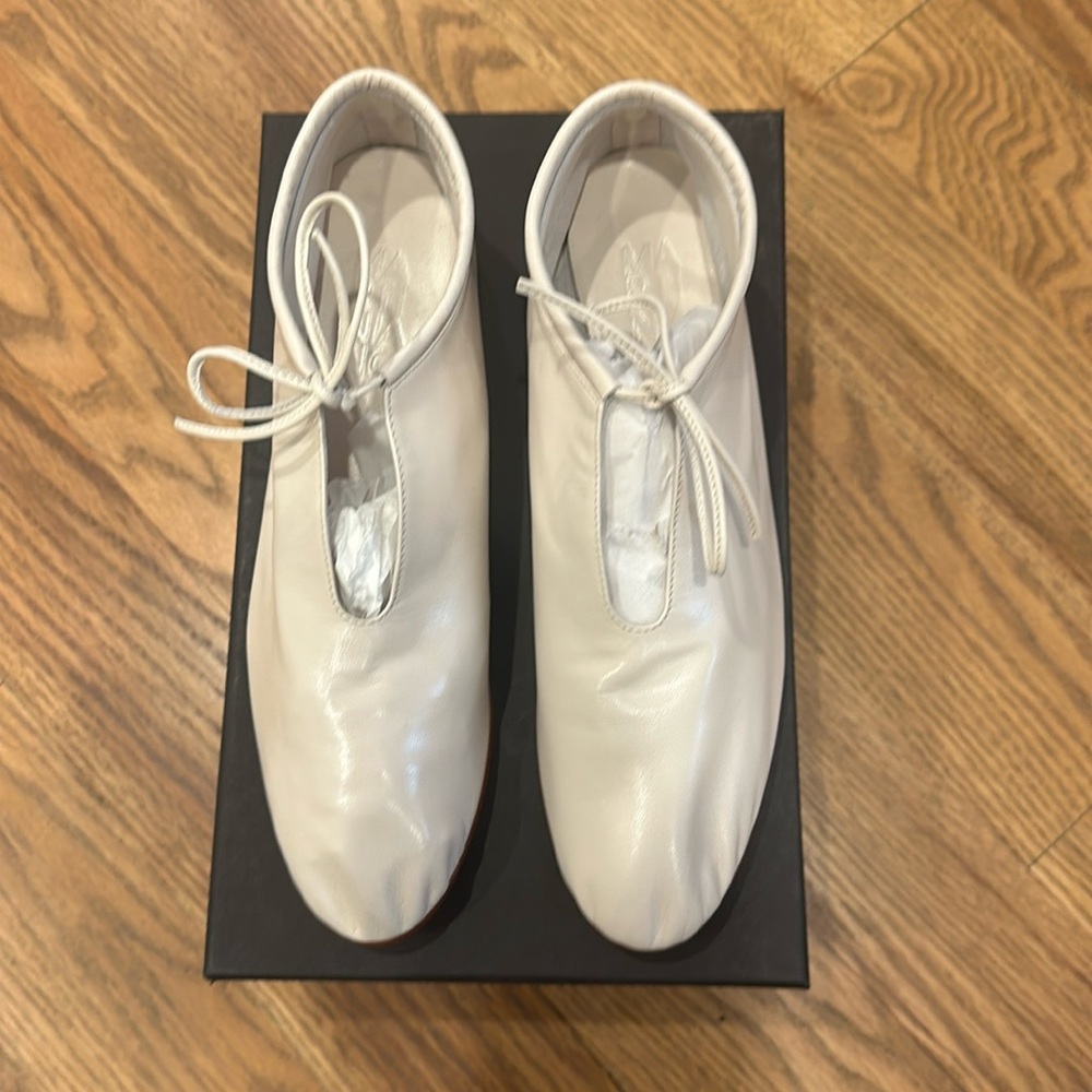 Brand new, never worn Martiniano bootie in cloud. Size 38. Excellent condition.
